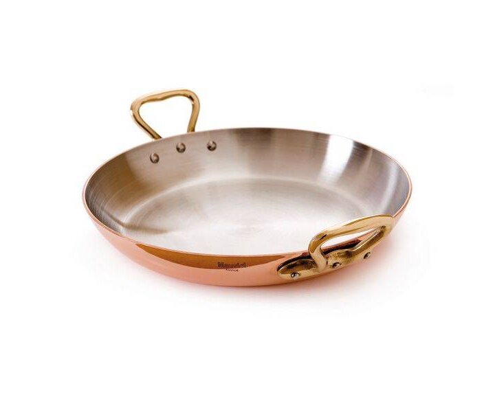 MAUVIEL  Round dish with two handles 22 cm