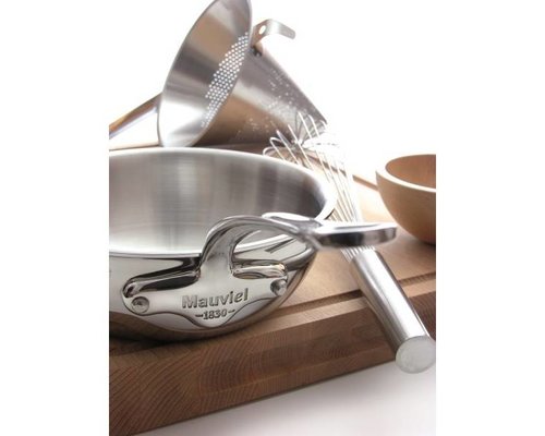 MAUVIEL  Sauté pan curved splayed 24 cm