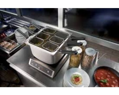 M&T Pasta koker 8 delig " Speedy Pasta "