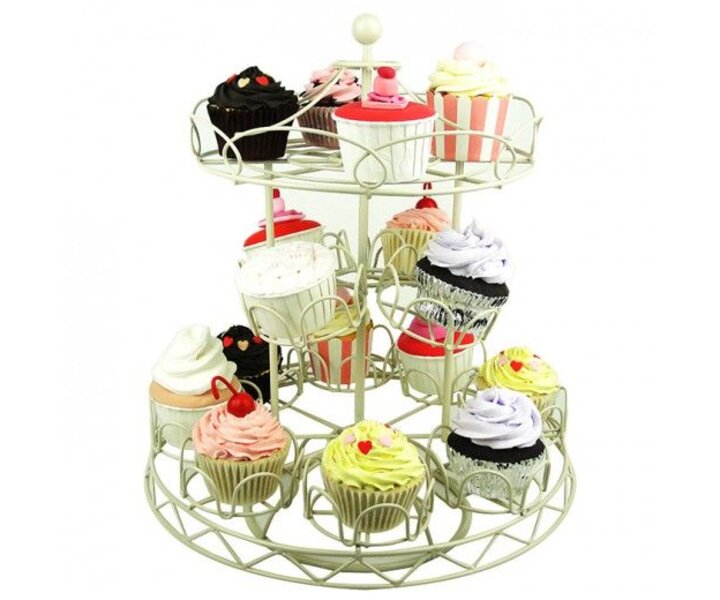 M&T Cupcake stand