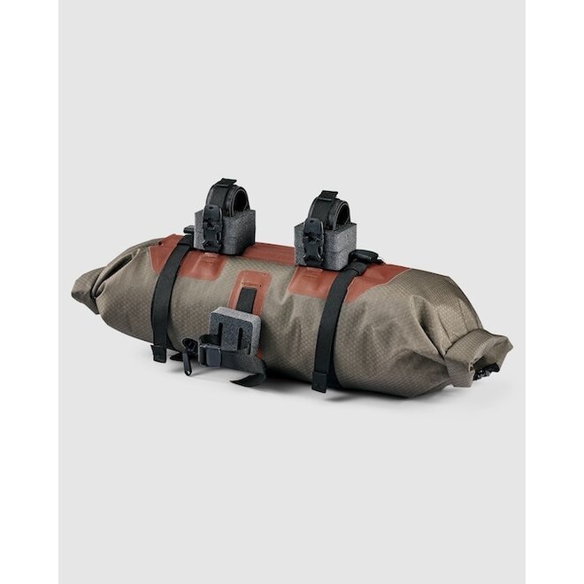 Assos x Ortlieb Handlebar-Pack 9L Dark Sand/Rooibos