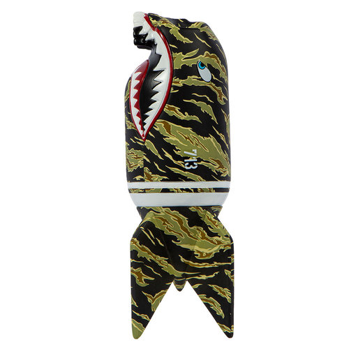 Mighty Jaxx Skull Bomb Plus (Green Camo) by Jason Freeny Mighty Jaxx Skull Bomb Plus (Green Camo) by Jason Freeny