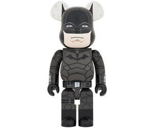 1000% Bearbrick - The Batman (DC Comics) by Medicom Toys 1000% Bearbrick - The Batman (DC Comics) by Medicom Toys