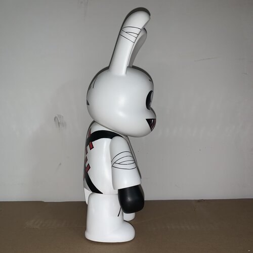 Toy2r [USED] 9" Qee Dalek Bunny (White)