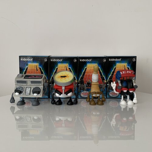 Kidrobot 2011 Bent World Beats (Open Blindbox)  Mini Series