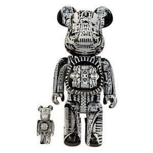 Medicom Toy [DISPLAY ITEM] 400% & 100% Bearbrick set - H.R. Giger (Black Chrome)