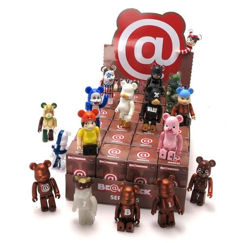 Medicom Toy Bearbrick series 35 (Open Blindbox)