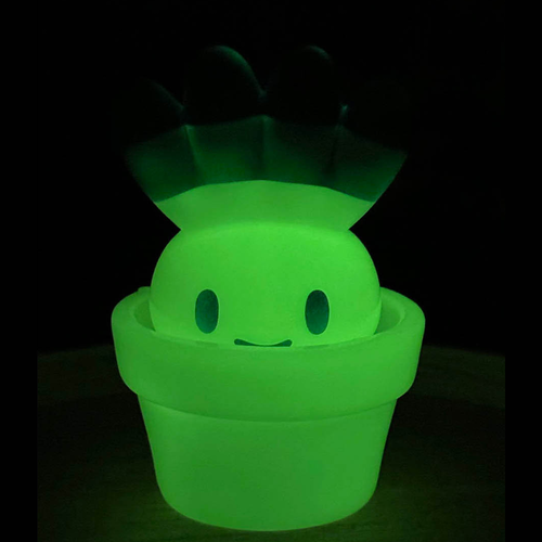 Fewmany Hakusai-kun (Glow in the dark) by Saki Takita
