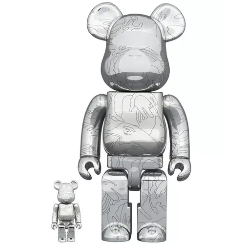 Medicom Toy 400% & 100% Bearbrick set - Aape By Bathing Ape(r) - 10th Anniversary Medicom Toy 400% & 100% Bearbrick set - Aape By Bathing Ape(r) - 10th Anniversary