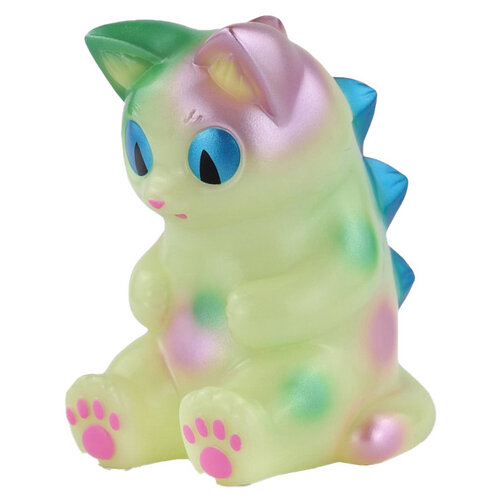 Konatsuya Sitting Negora (Dream Fantasy) by Konatsu