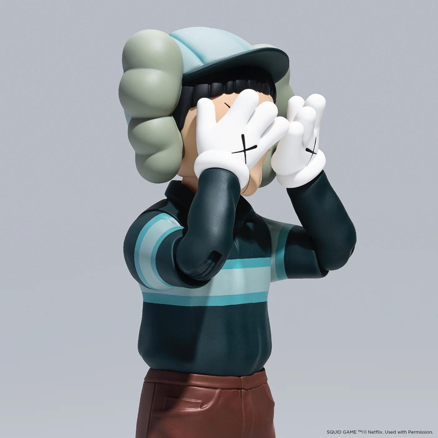 kaws チョルス Chul-Su Figure Coloured イカゲーム KAWS Chul-Su Vinyl Figure Coloured - US