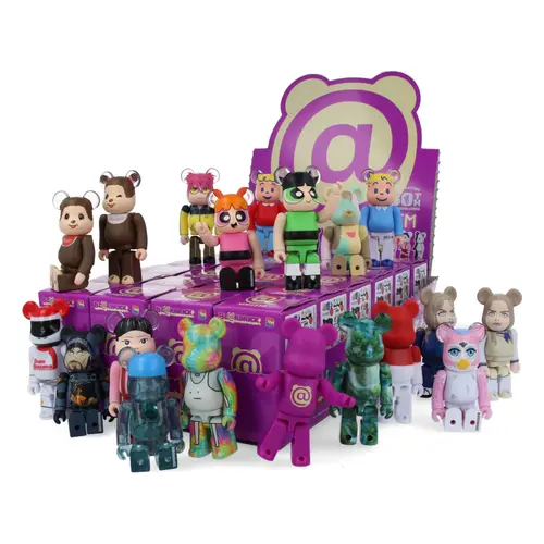Medicom Toy 100% Bearbrick Blindbox Series 50 by Medicom Toy Medicom Toy 100% Bearbrick Blindbox Series 50 by Medicom Toy