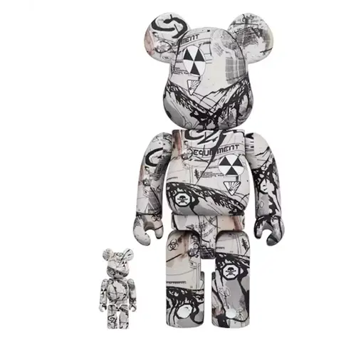 Medicom Toy 400% & 100% Bearbrick Set – Hiroki Tsukuda 2G Exclusive