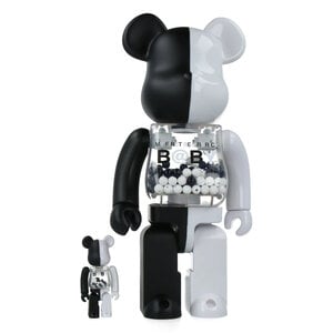 Medicom Toy 400% & 100% Bearbrick - My first Bearbrick Baby (Black & White) Medicom Toy 400% & 100% Bearbrick - My first Bearbrick Baby (Black & White)
