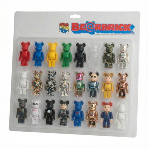 Medicom Toy 100% Bearbrick Display Blister Board (8x3)