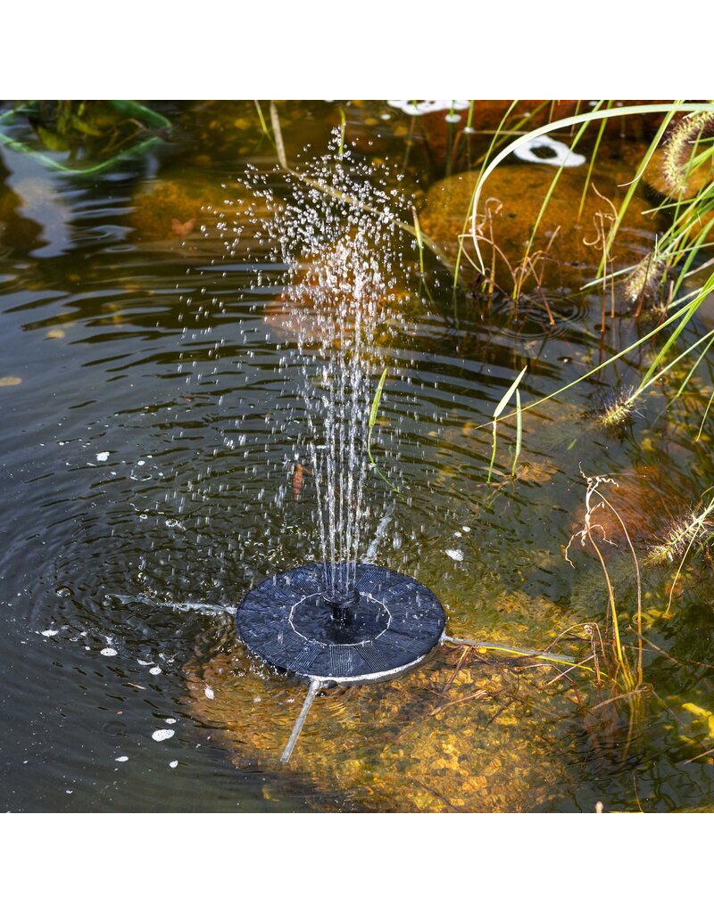 Solar Springbrunnen mit 7 Aufsätzen 70482