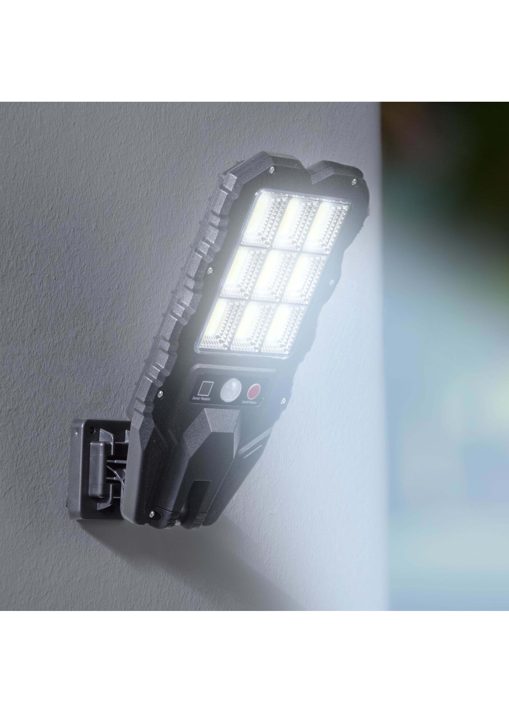 LED Solarstrahler mit Bewegungsmelder und Fernbedienung 70534