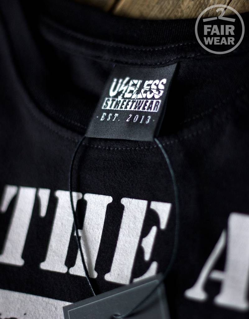 All the arms we need - Longsleeve Bio & fair - Useless Streetwear