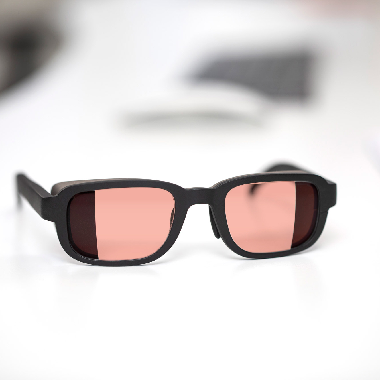 メガネ・老眼鏡 QuietFrames Silent Black Amazon.co.jp: [ゾフ] +1.00 スクエア型 軽量 老眼鏡 ズレにくく
