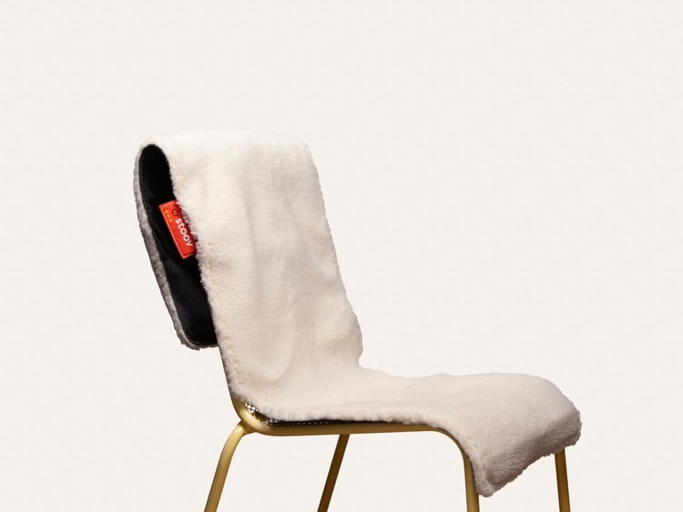 Heizdecke Stoov® Big Hug XL | Infrarotwärme 42 °C bis zu 5 Stunden