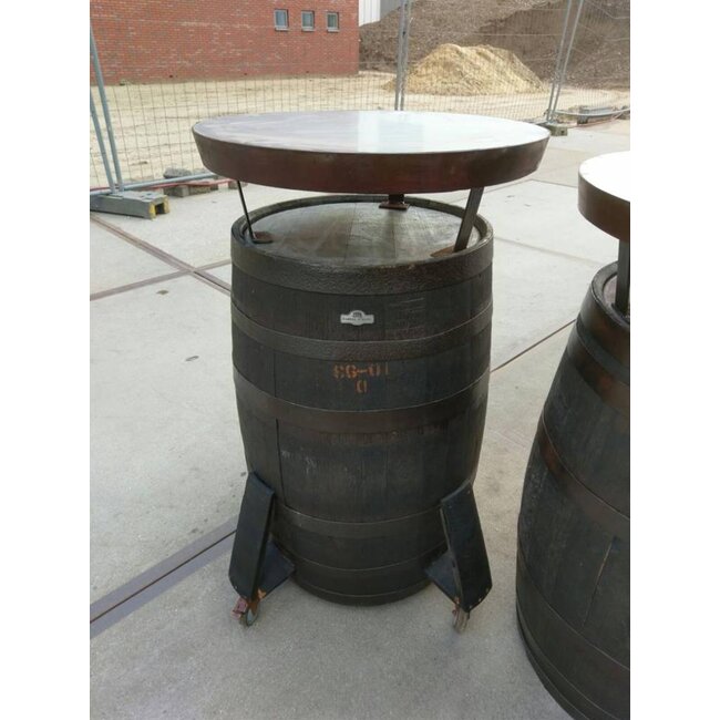 Statafel met wielen "Whisky"