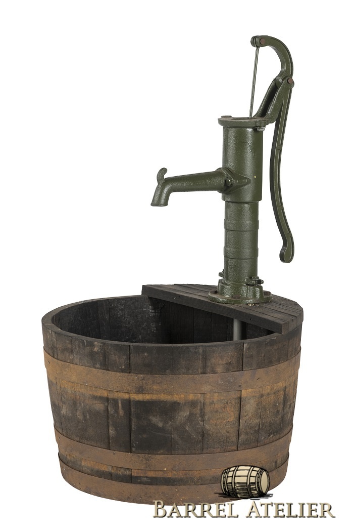 Kauwgom Word gek envelop Water kuip whisky met gietijzeren hand pomp - Barrel Atelier