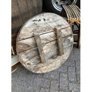 Wine barrel lid - Copy Wine barrel lid - Copy