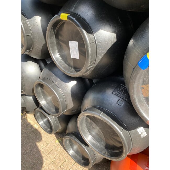 Kunststof Regenton black 220 L met kraan