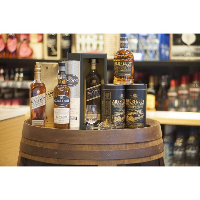 Wine barrel display "Cabinet"