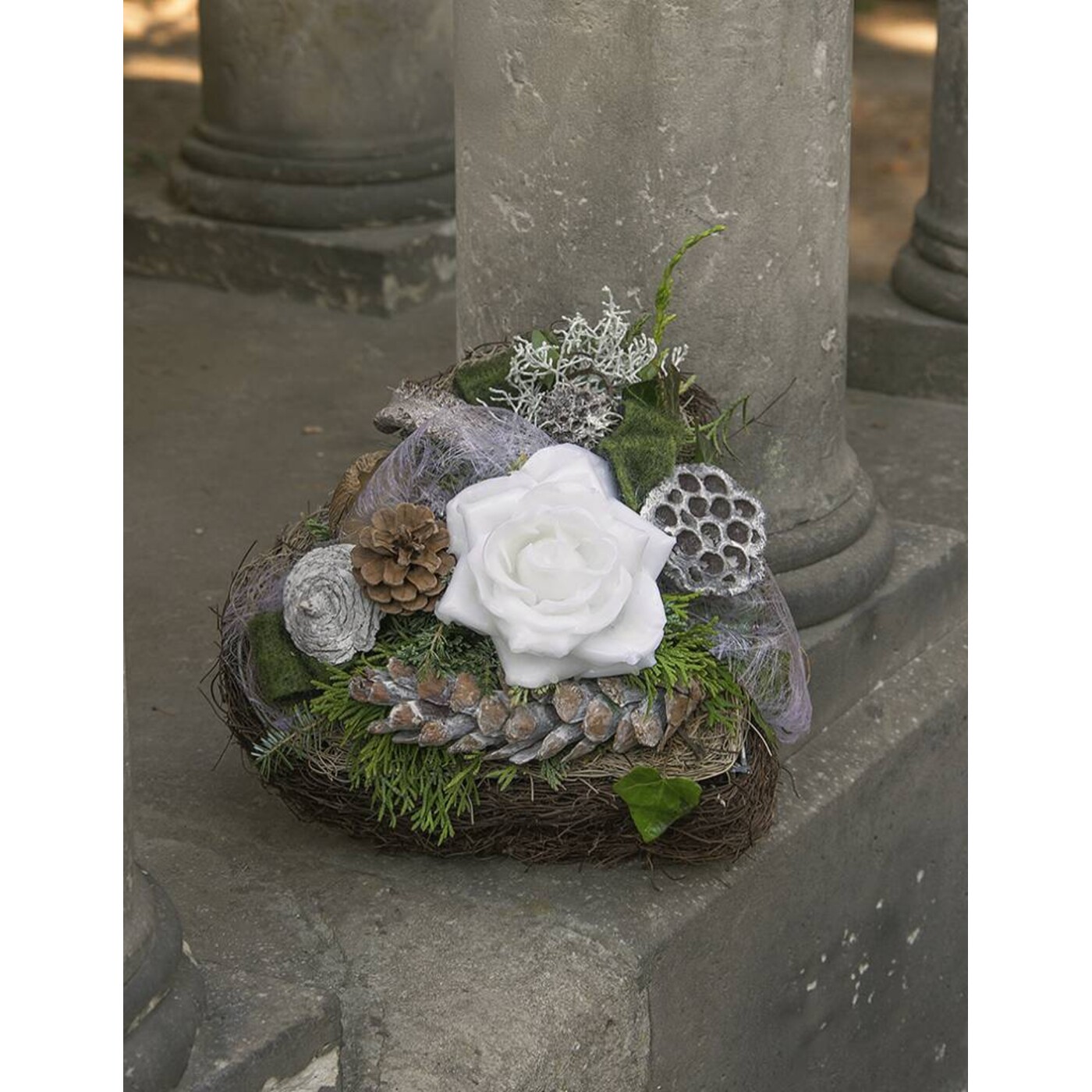 Grabgesteck in Herzform "Herzliche Erinnerung"