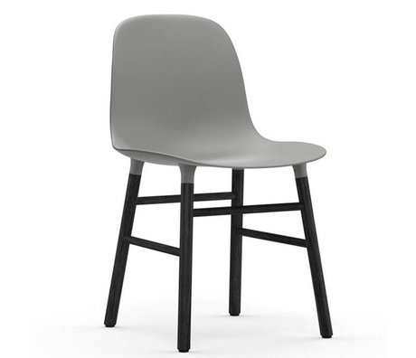 Normann Copenhagen forma de silla de plástico negro gris madera 48x52x80cm