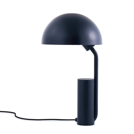Normann Copenhagen Cap Lámpara de mesa de plástico azul oscuro ø28x50cm