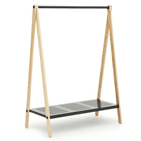 Normann Copenhagen Kleidungständer Toi in grau Stahl Eschenholz 160x120x59,5cm