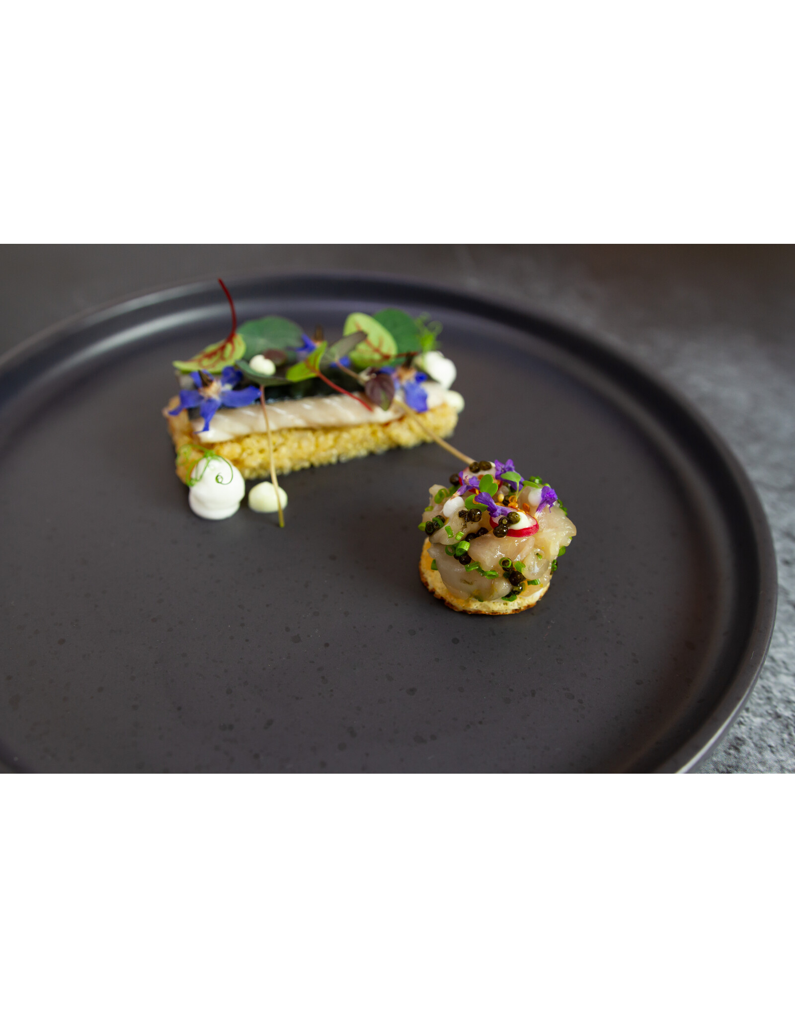 Stylepoint Presentation Shape Plate Raised Edge Stackable Black 25.4x3cm