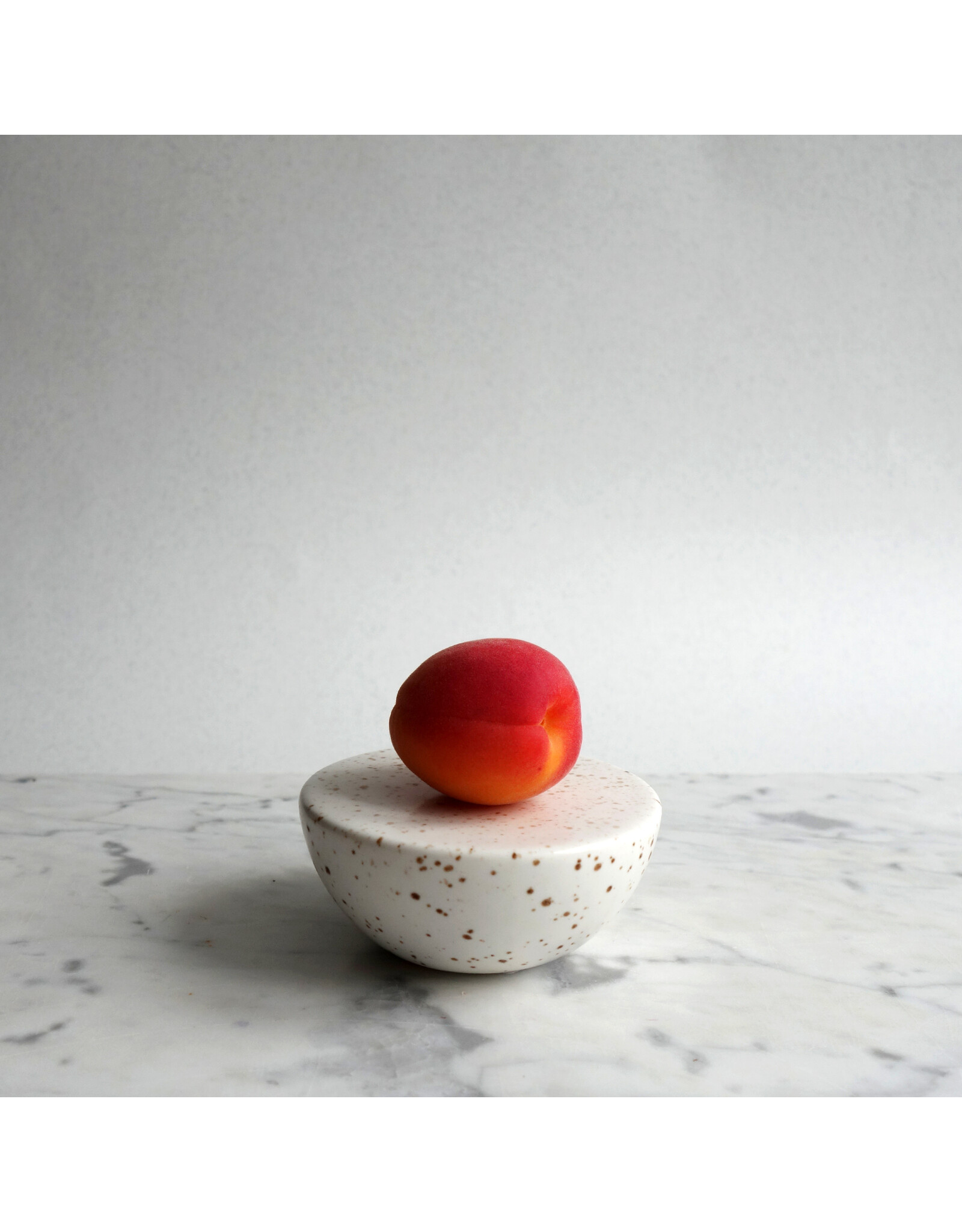 Stylepoint Presentation Shape Half Sphere M White 8.5x4cm