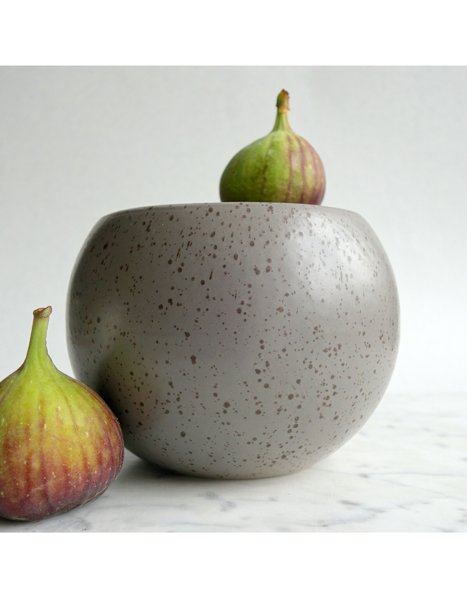 Stylepoint Presentation Shape Orb L Grey 13.5x13cm