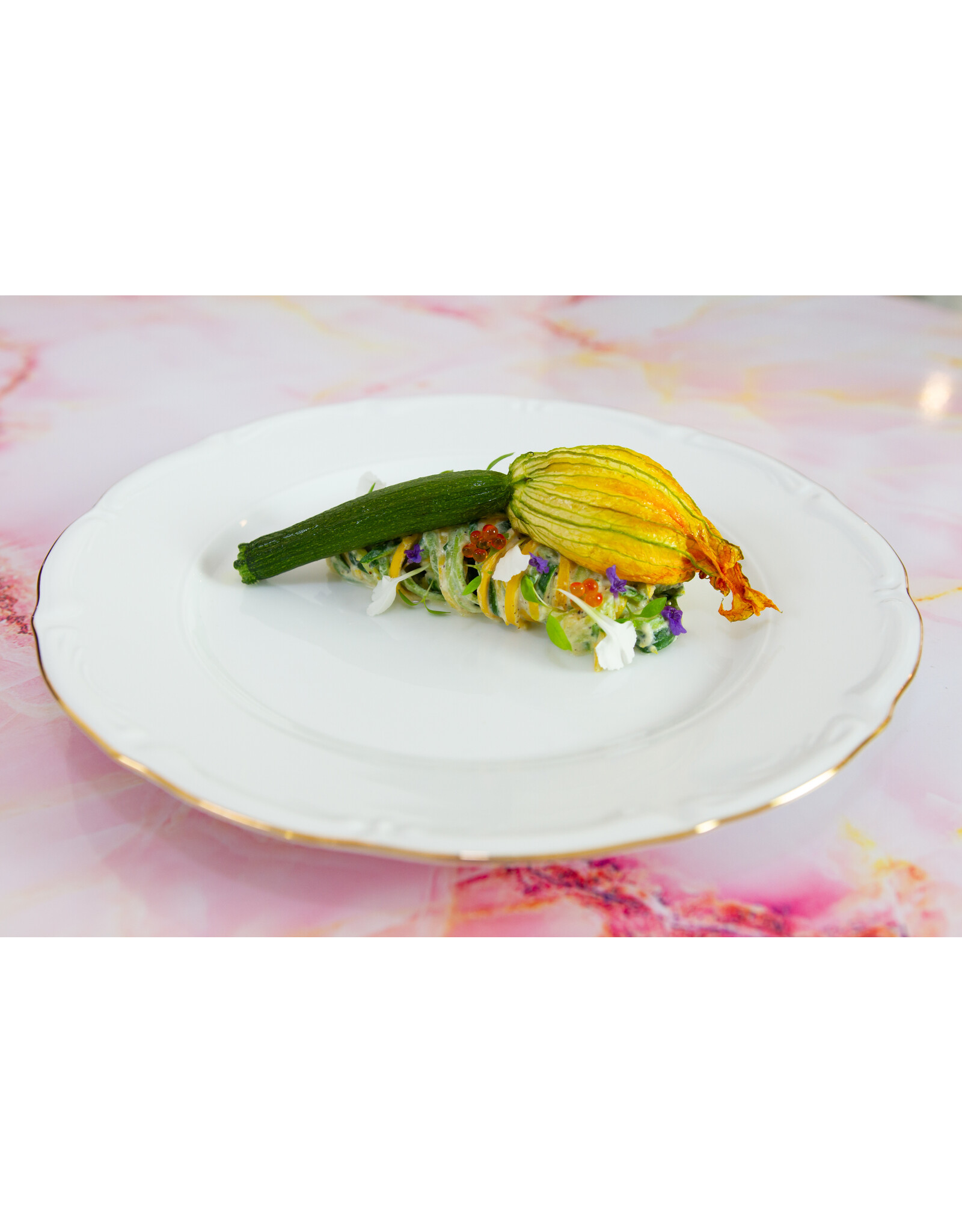 Stylepoint Q Basic Maria Theresa Plate, White with gold rim, 28cm