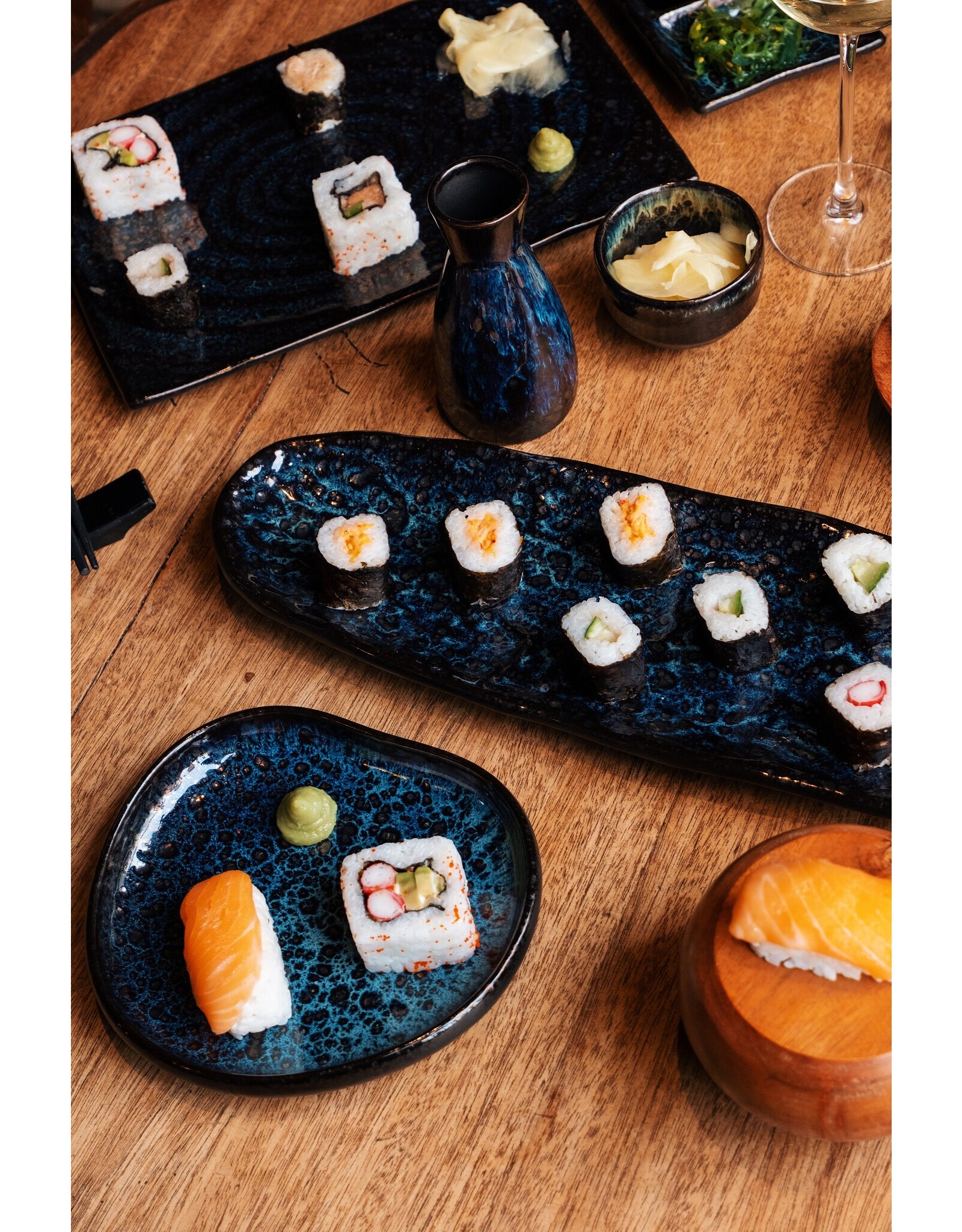 Stylepoint Sakura Blue plate rectangular 38,2 x 12 cm