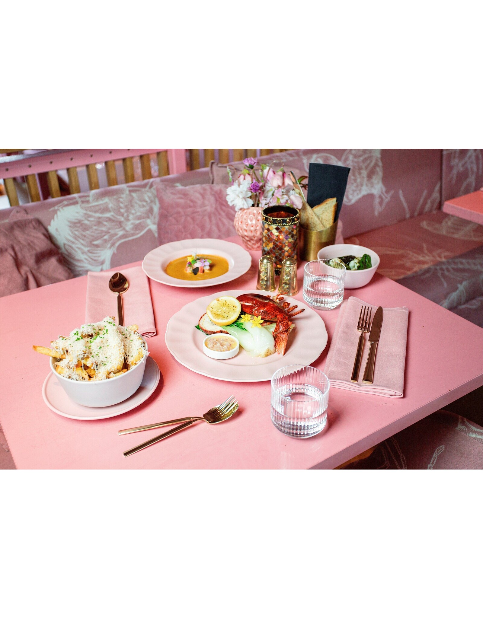 Stylepoint Blossom diep bordmat  roze 23cm