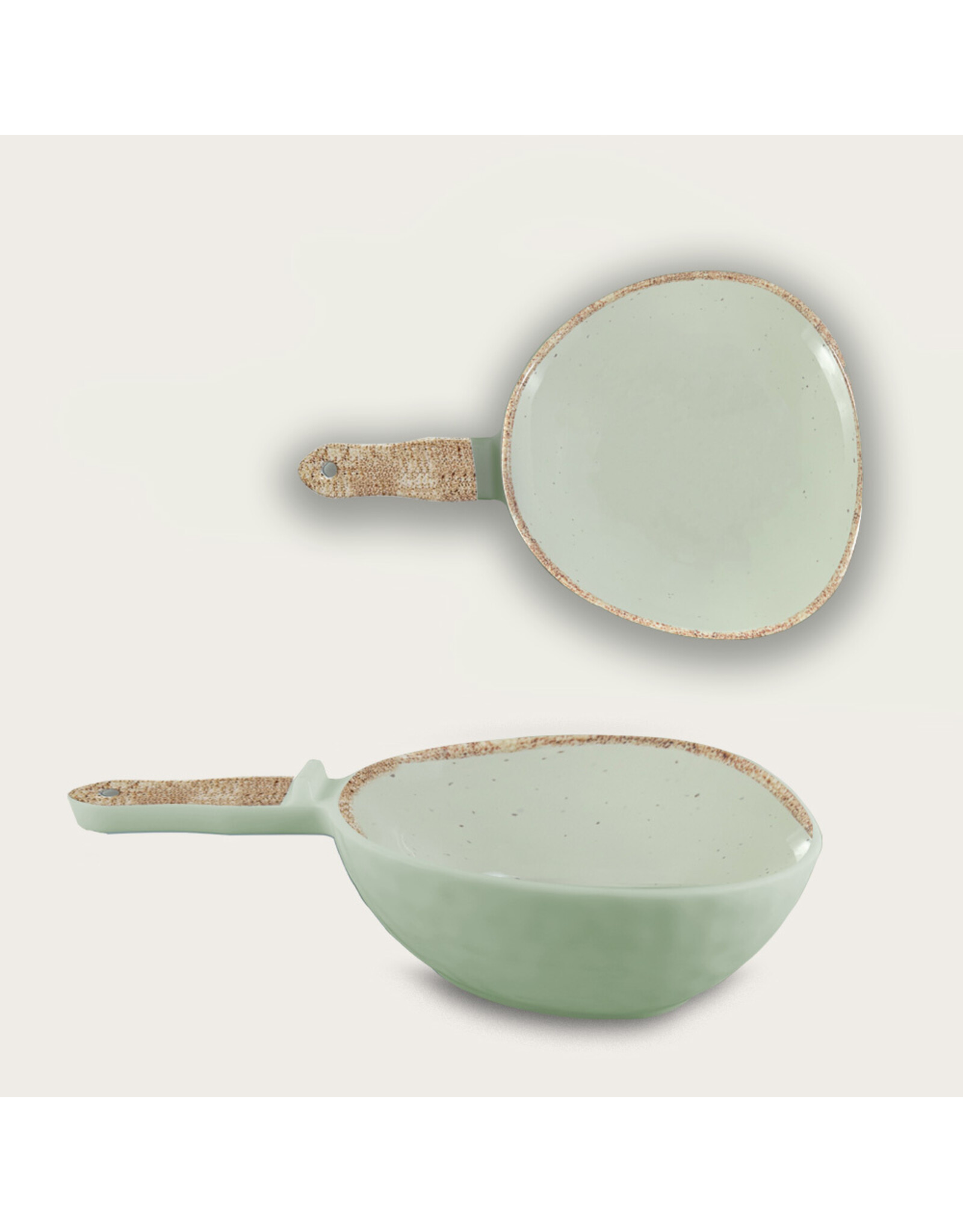 Arca Arca TIERRA Sand  Melamine kom met handvat 31x21x8cm. De Tierra melamine collectie straalt eenvoud en authenticiteit uit. Ontdek de collectie in verschillende kleuren - wit, grijs en zandkleur