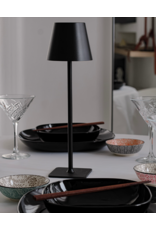 Arca Arca Wireless table lamp NERO - black - LED - dimmable - suitable for outdoor use IP44 - incl bottle adapter Arca Arca Wireless table lamp NERO - black - LED - dimmable - suitable for outdoor use IP44 - incl bottle adapter