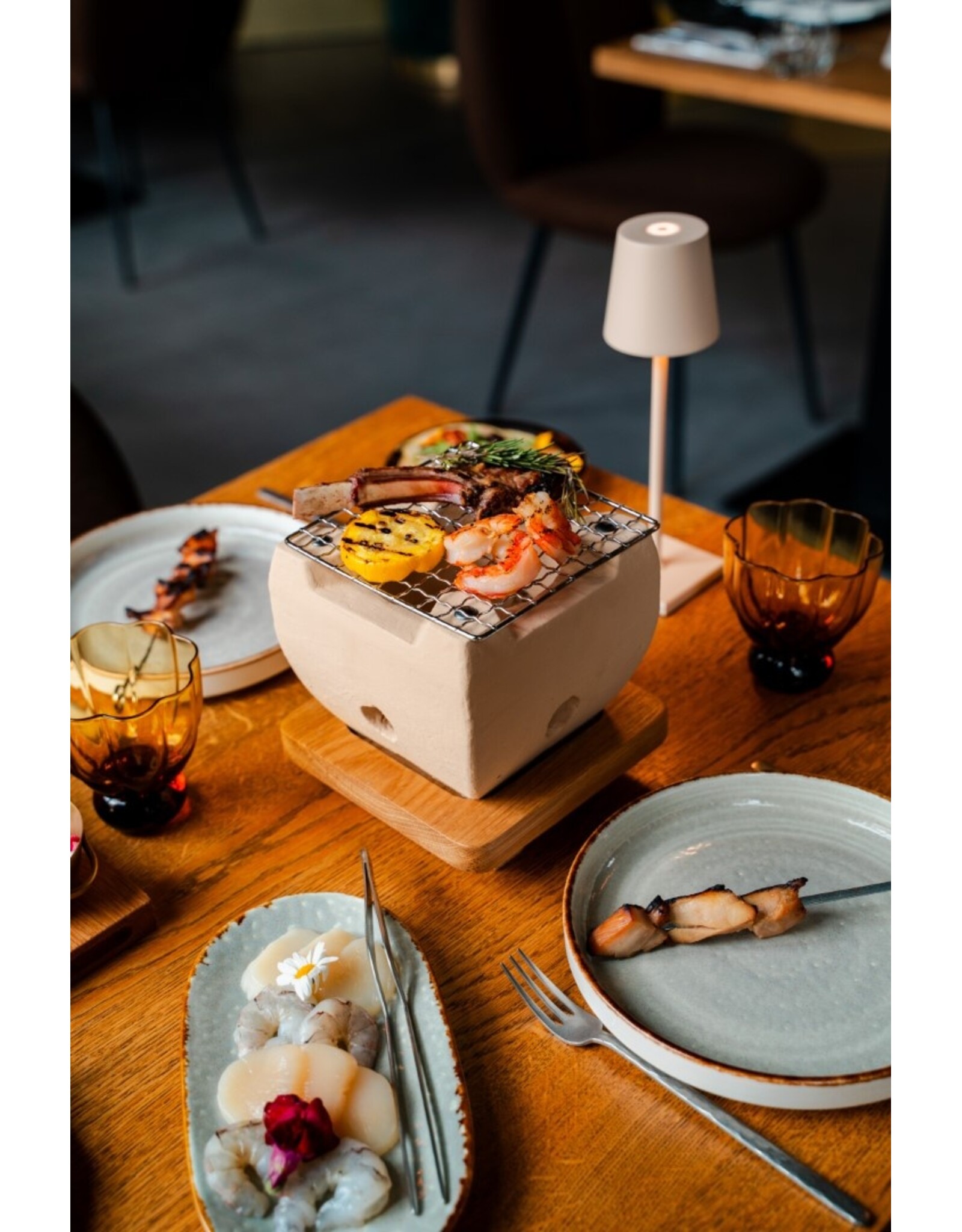 Stylepoint Tafel BBQ mini beige vierkant 14x14x12cm