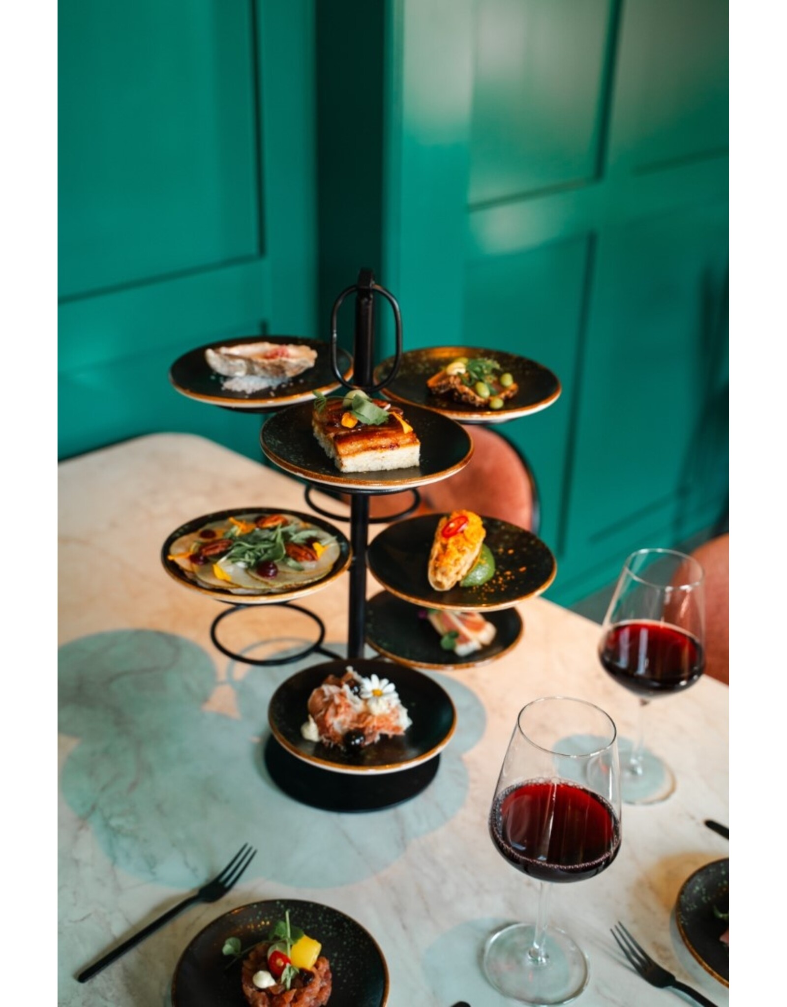 Stylepoint Etagère for 9 plates, black, 30x30x46cm, for serving drinks, appetizers, and canapés