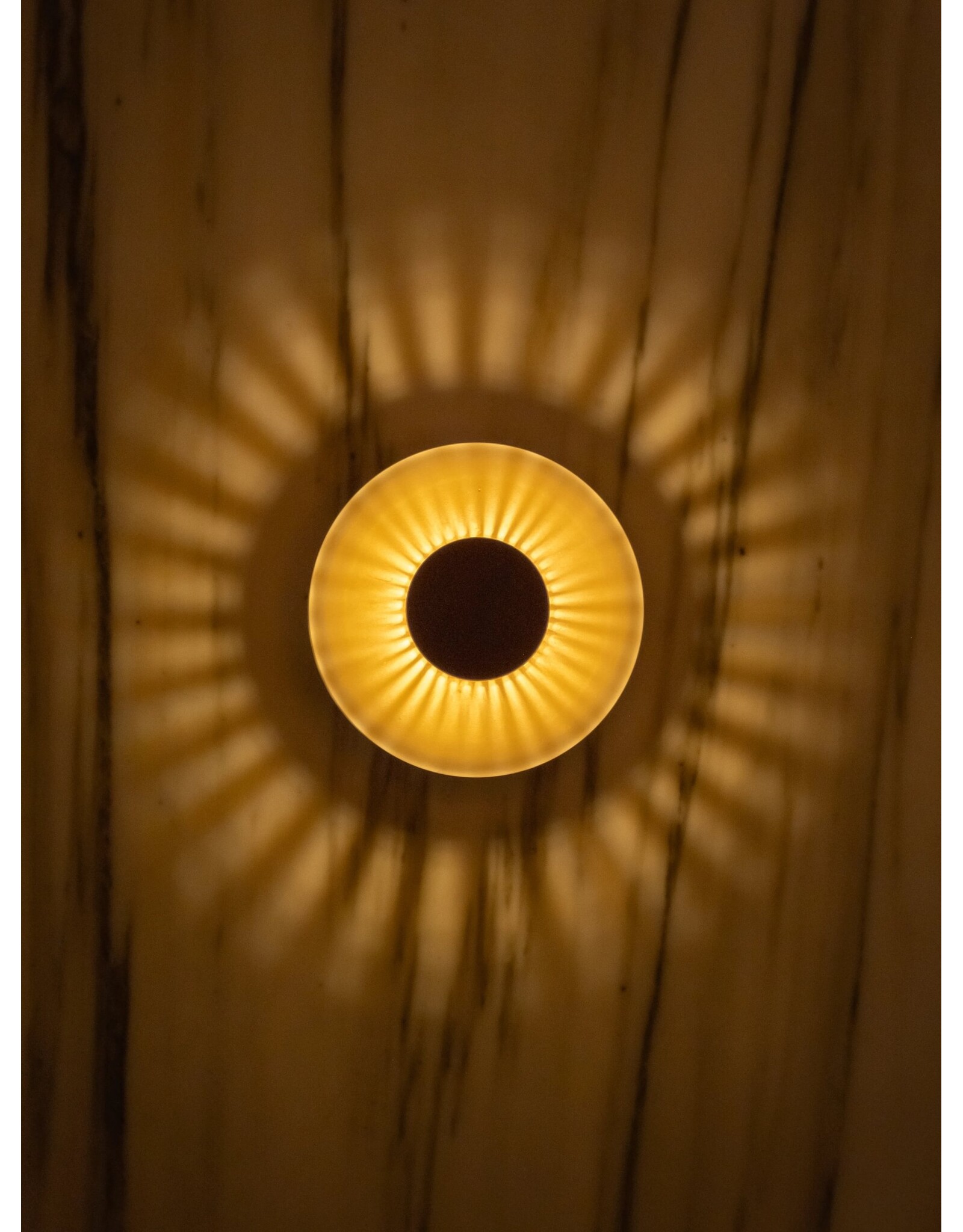 Humble Firefly Table Light Gold Frosted