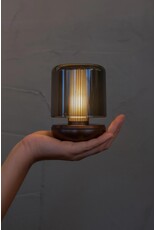 Humble Humble Firefly Horeca Table Light Bronze Smoked, met zeer lange brandduur tot 140u