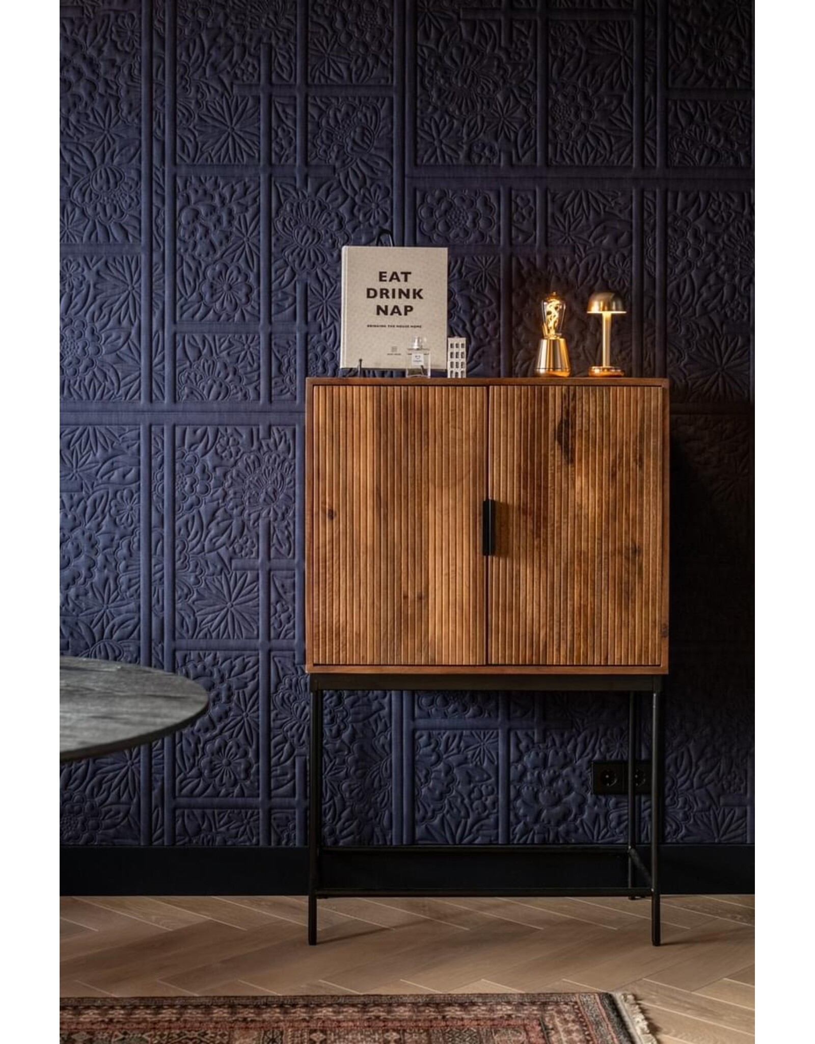 Humble Humble ONE Horeca Table Light Gold/Smoked, met zeer lange brandduur tot 140u