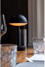 Humble Humble BUG Horeca Table Light Black, met lange brandduur tot 90u
