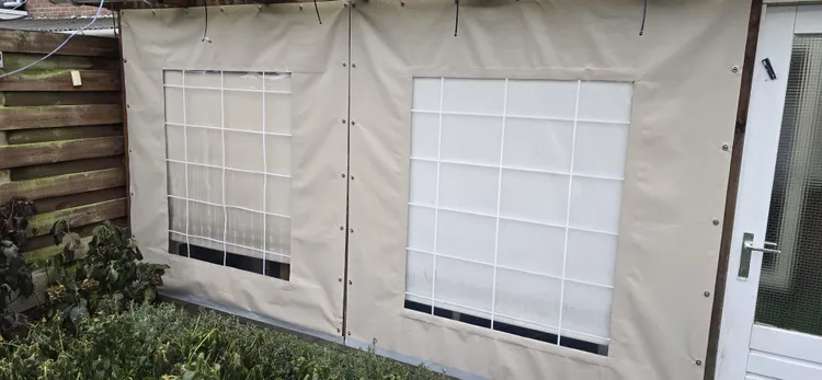 Accessoires, bevestiging en maatkeuze van afdekzeilen