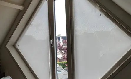 Zonwering per gevelrichting: wat werkt op oost, zuid en west?