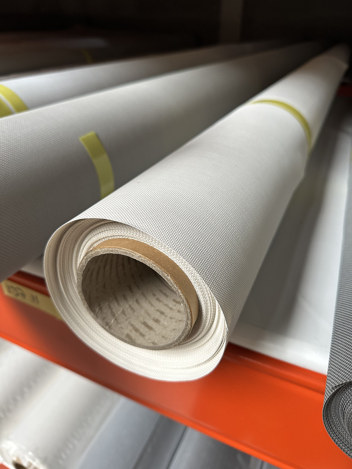 Screendoek geweven 3% wit per meter – sterke zonwering met behoud van zicht